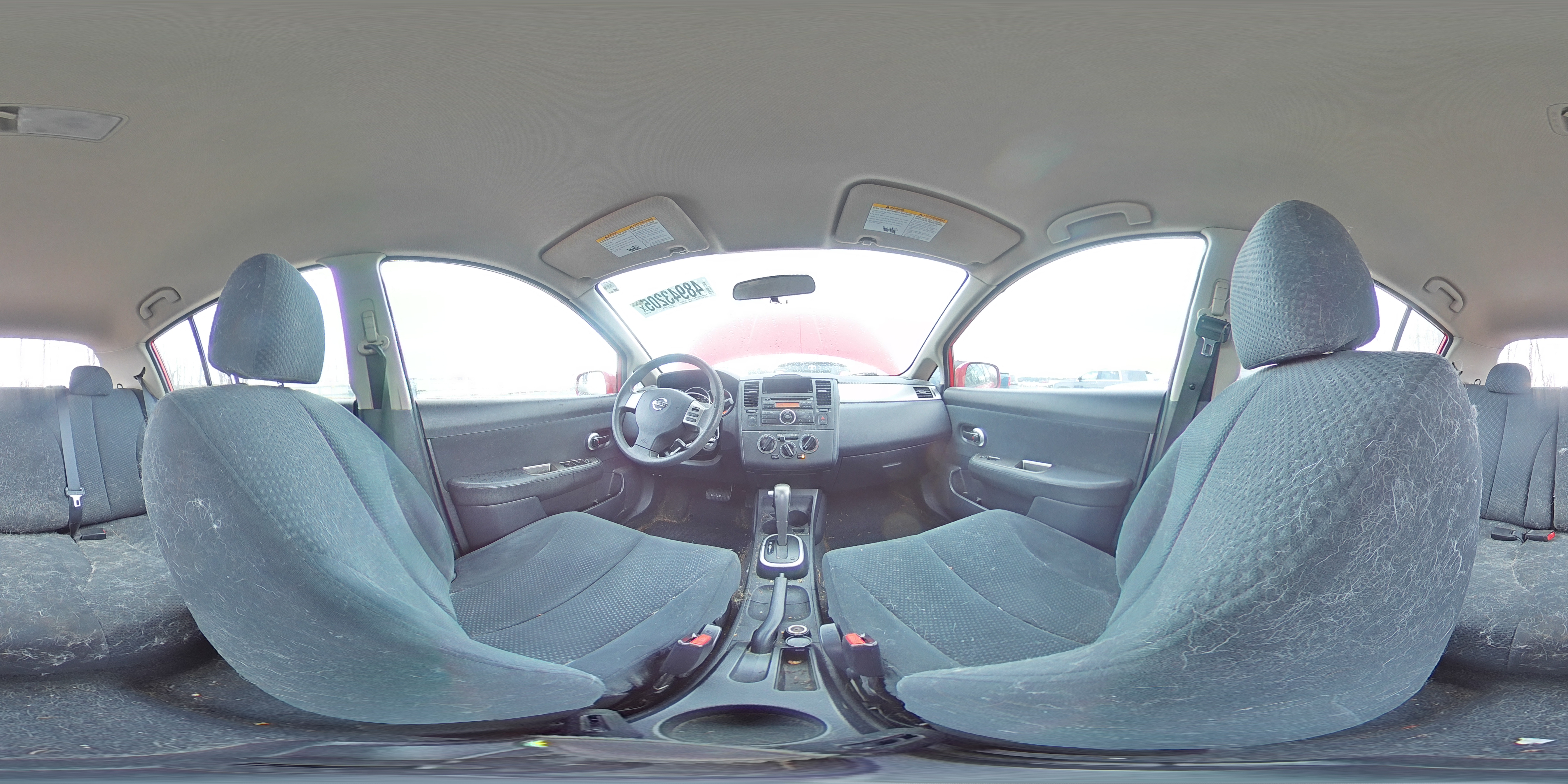 2010 Nissan Versa - Image 13