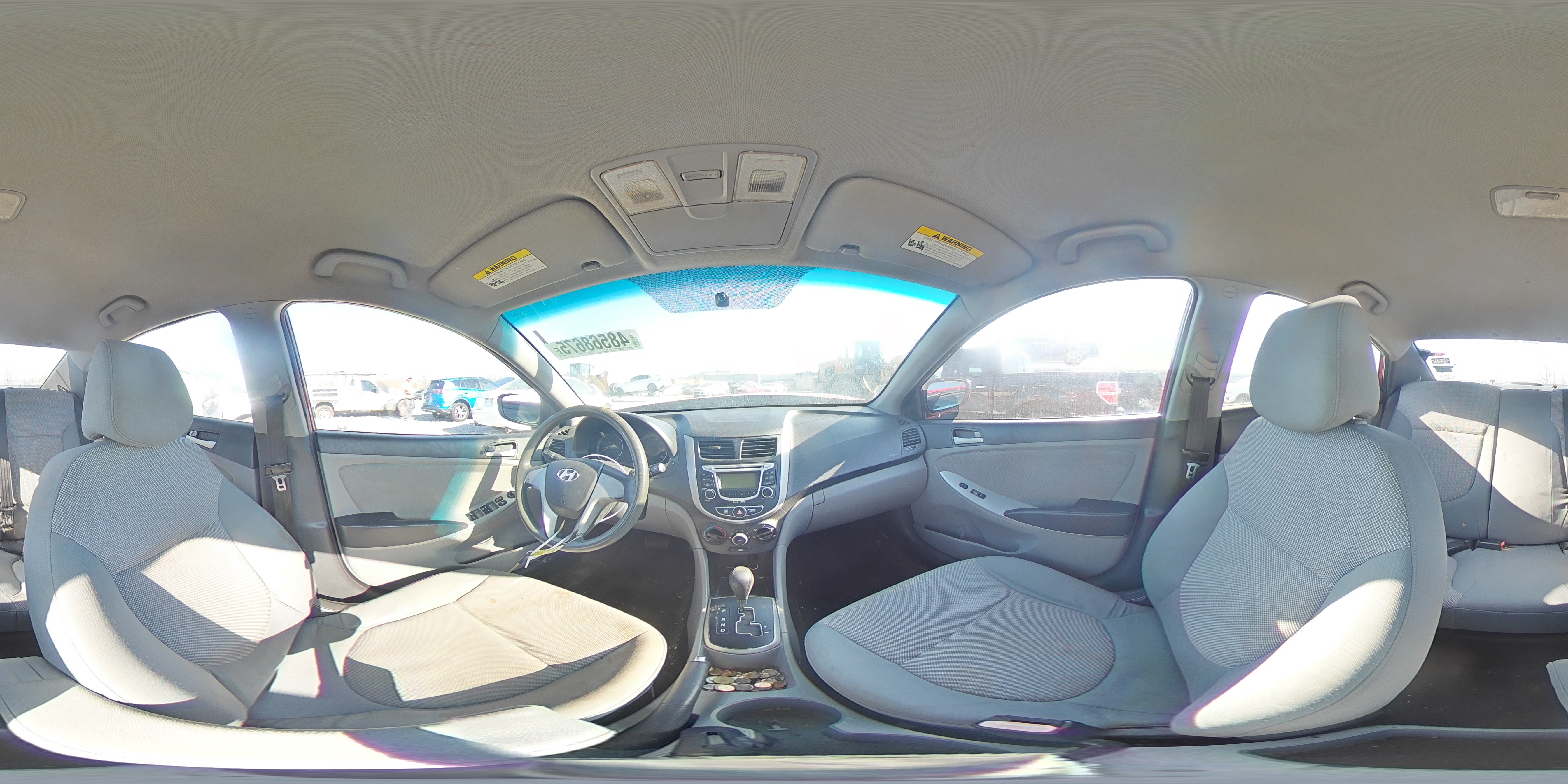 2013 Hyundai Accent - Image 13