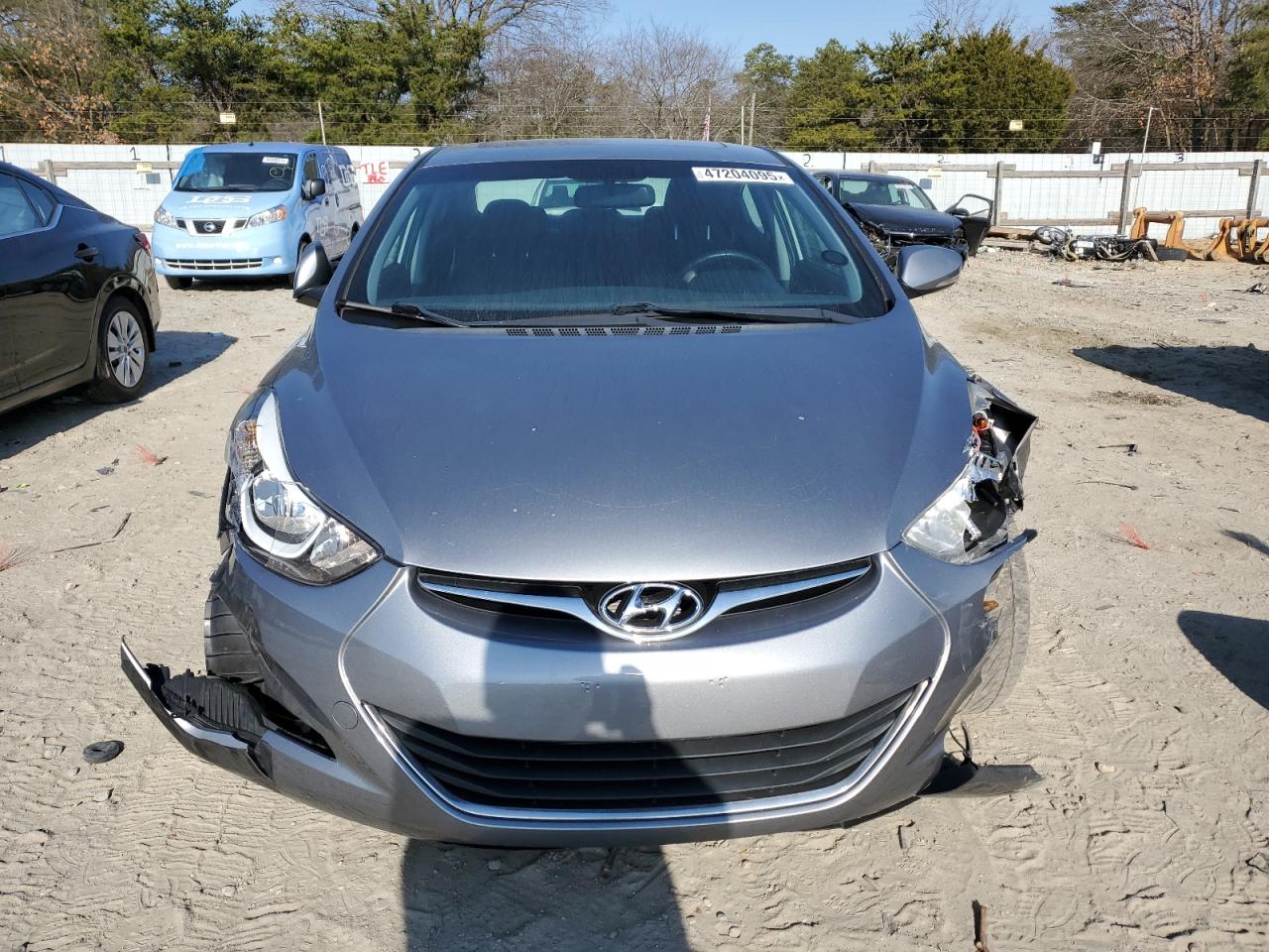 2016 Hyundai Elantra - Image 5
