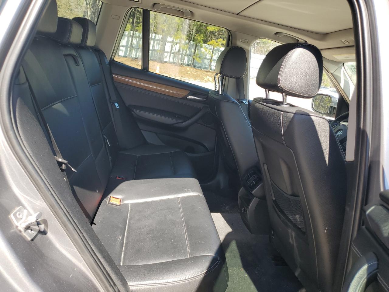 2011 BMW X3 - Image 11
