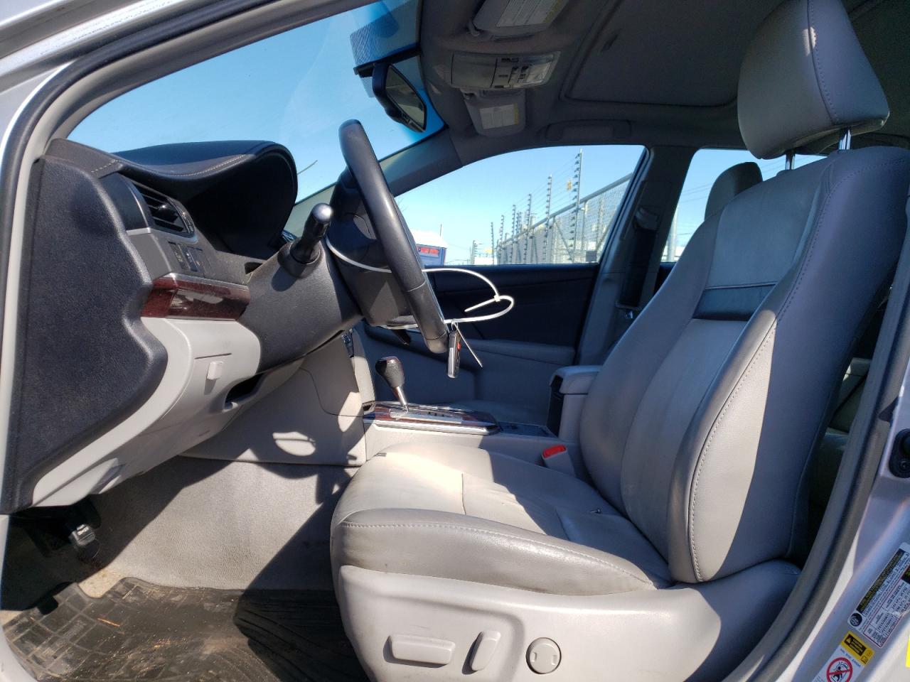 2014 Toyota Camry - Image 7