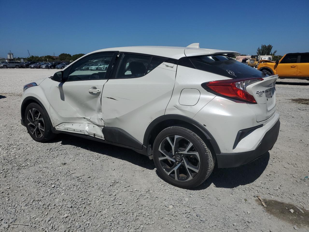 2019 Toyota C-HR - Image 2