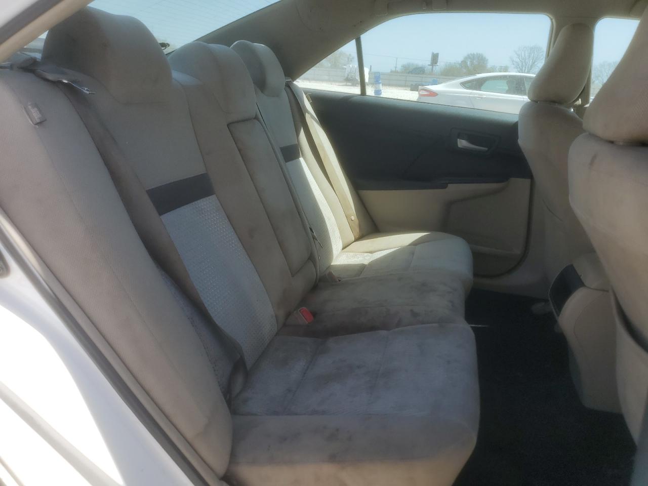 2012 Toyota Camry - Image 10