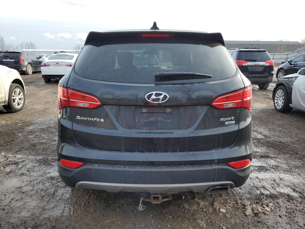 2015 Hyundai Santa Fe - Image 6