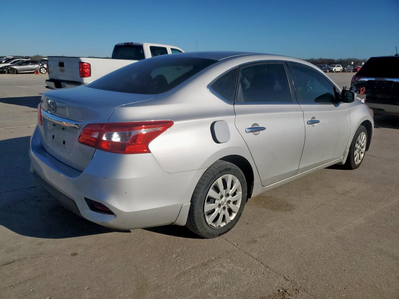 2018 Nissan Sentra - Image 3