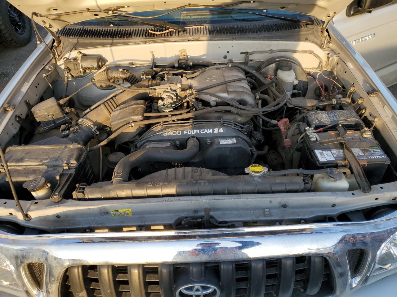 2002 Toyota Tacoma - Image 12