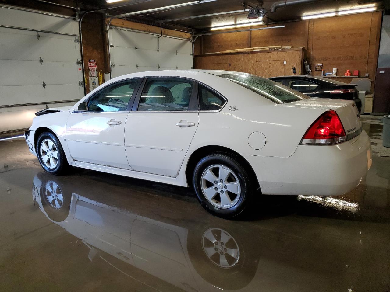 2009 Chevrolet Impala - Image 2