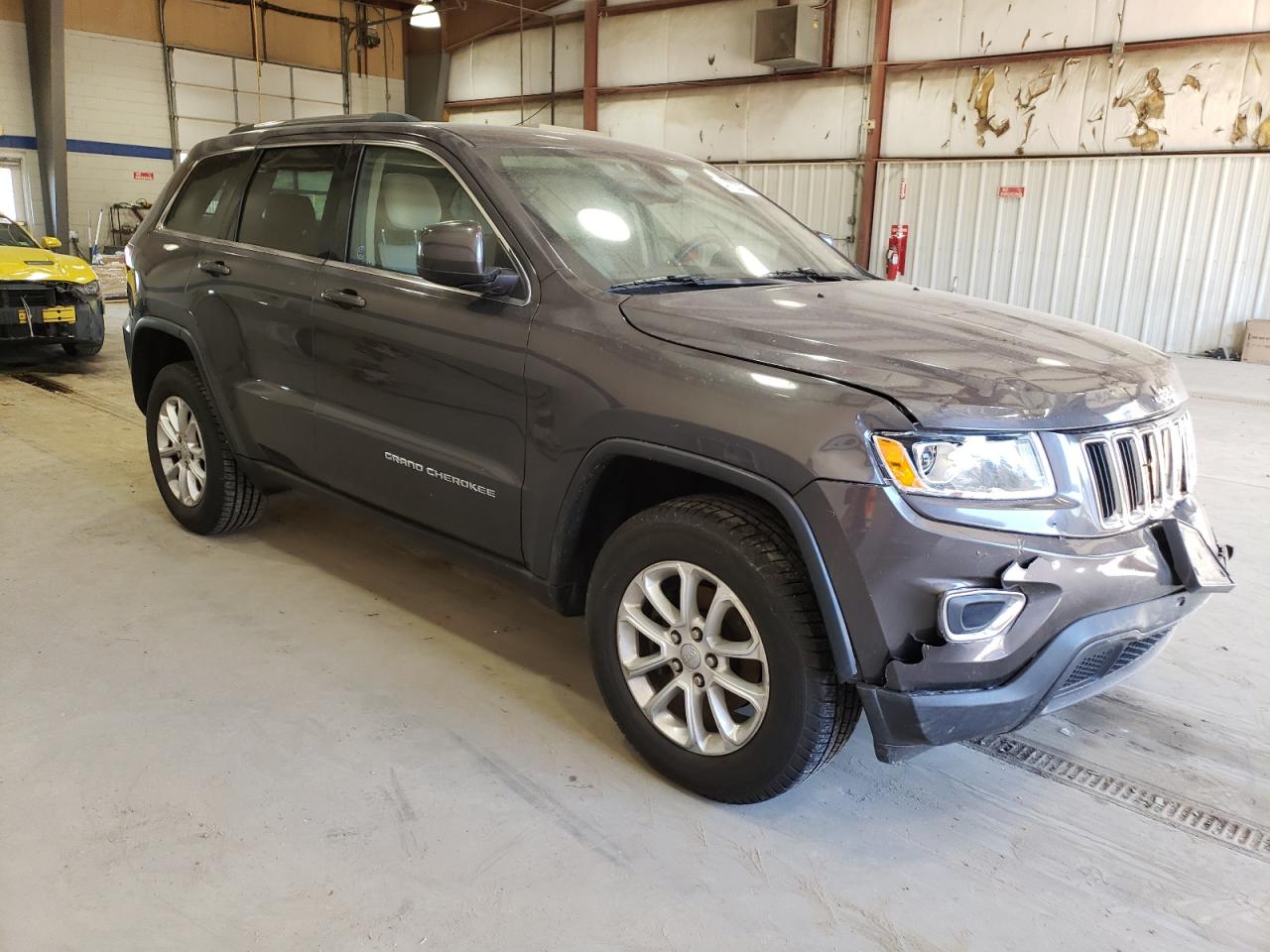 2015 Jeep Grand Cherokee - Image 4