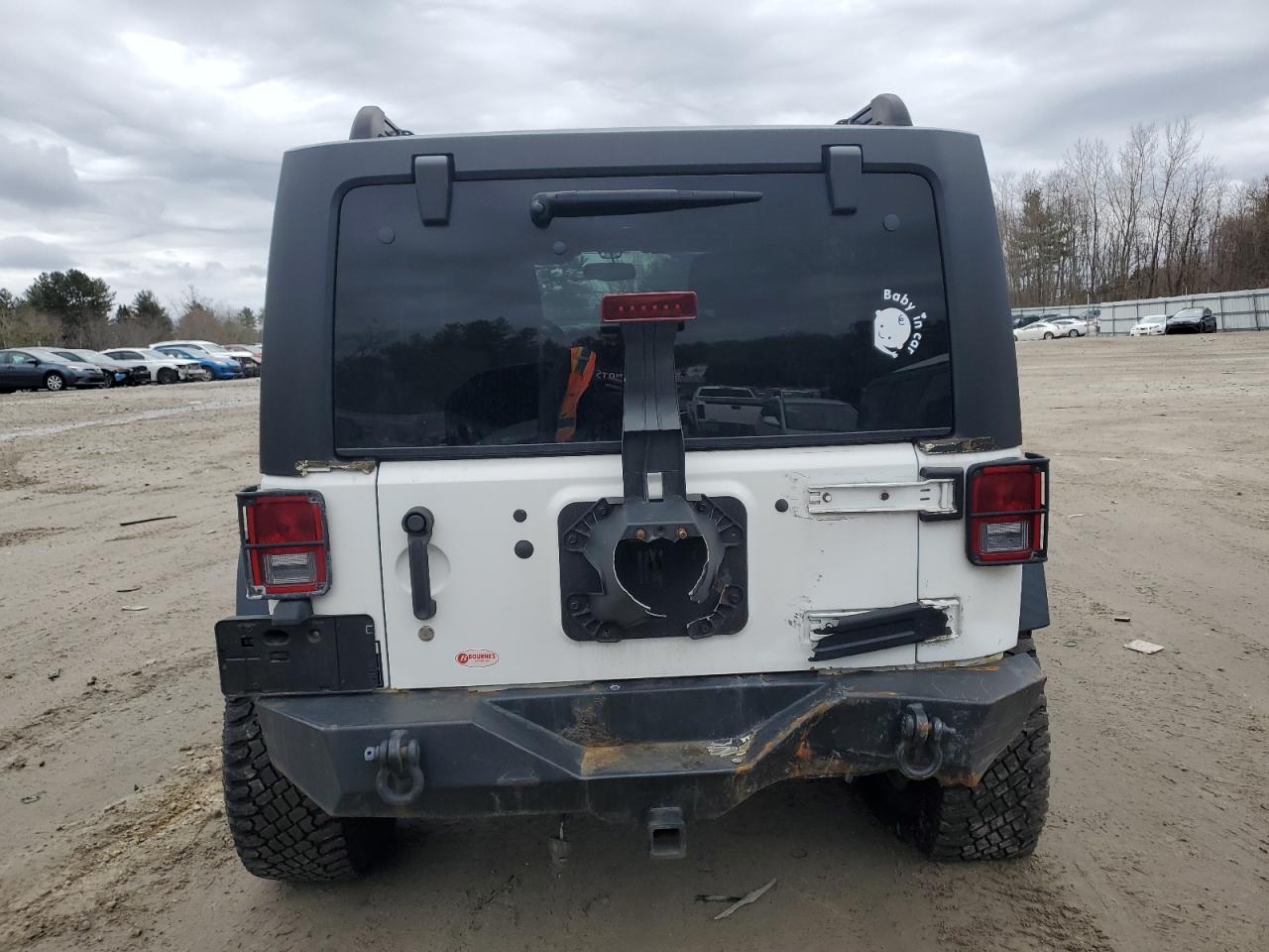 2016 Jeep Wrangler - Image 6