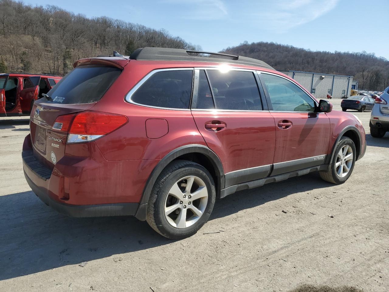 2014 Subaru Outback - Image 3