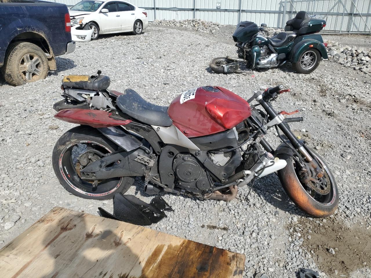Earlington, KY에서 판매 중인 2006 Suzuki Gsx-R750 K6 - All Over