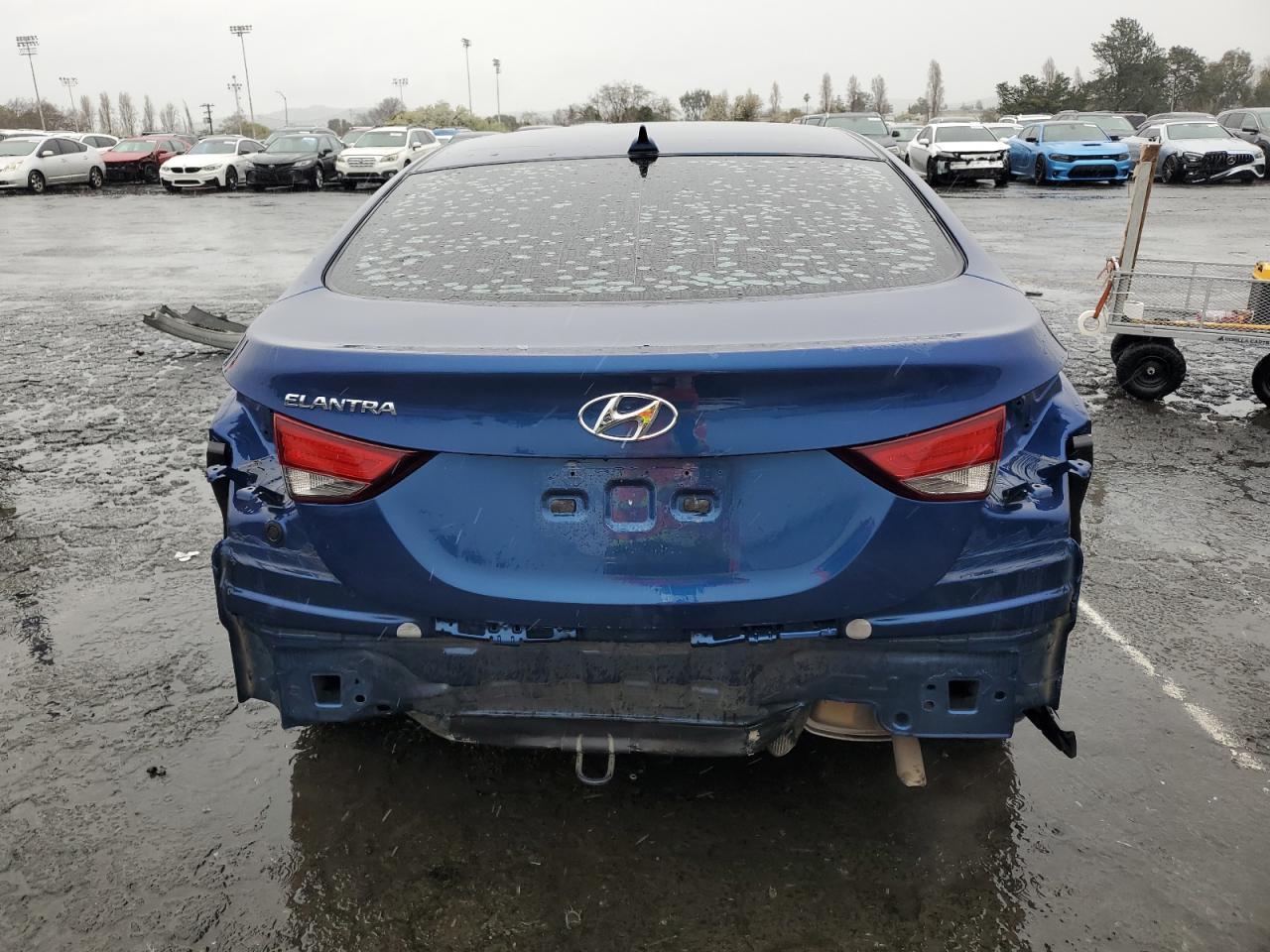 2016 Hyundai Elantra - Image 6