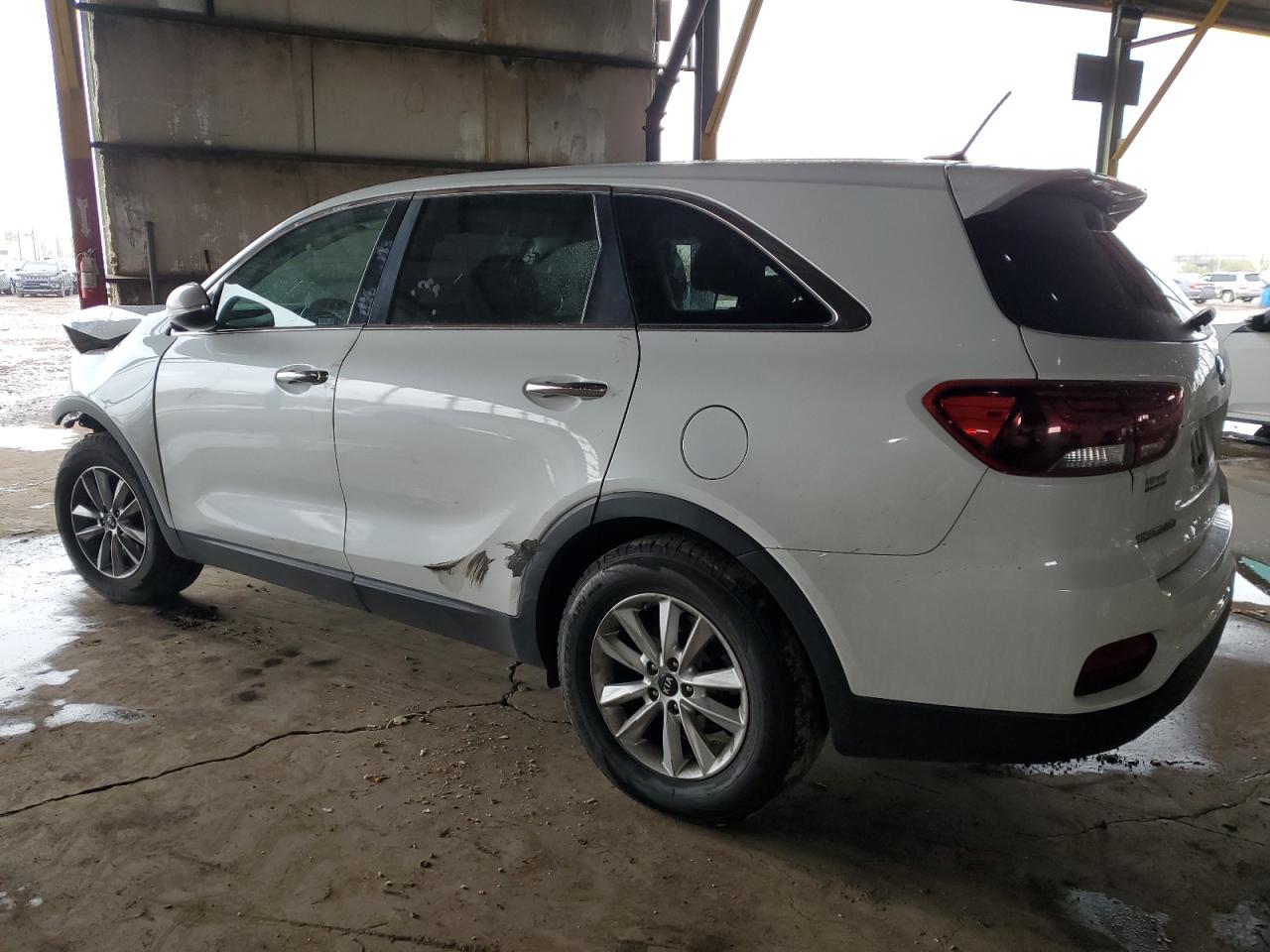 2019 Kia Sorento - Image 2