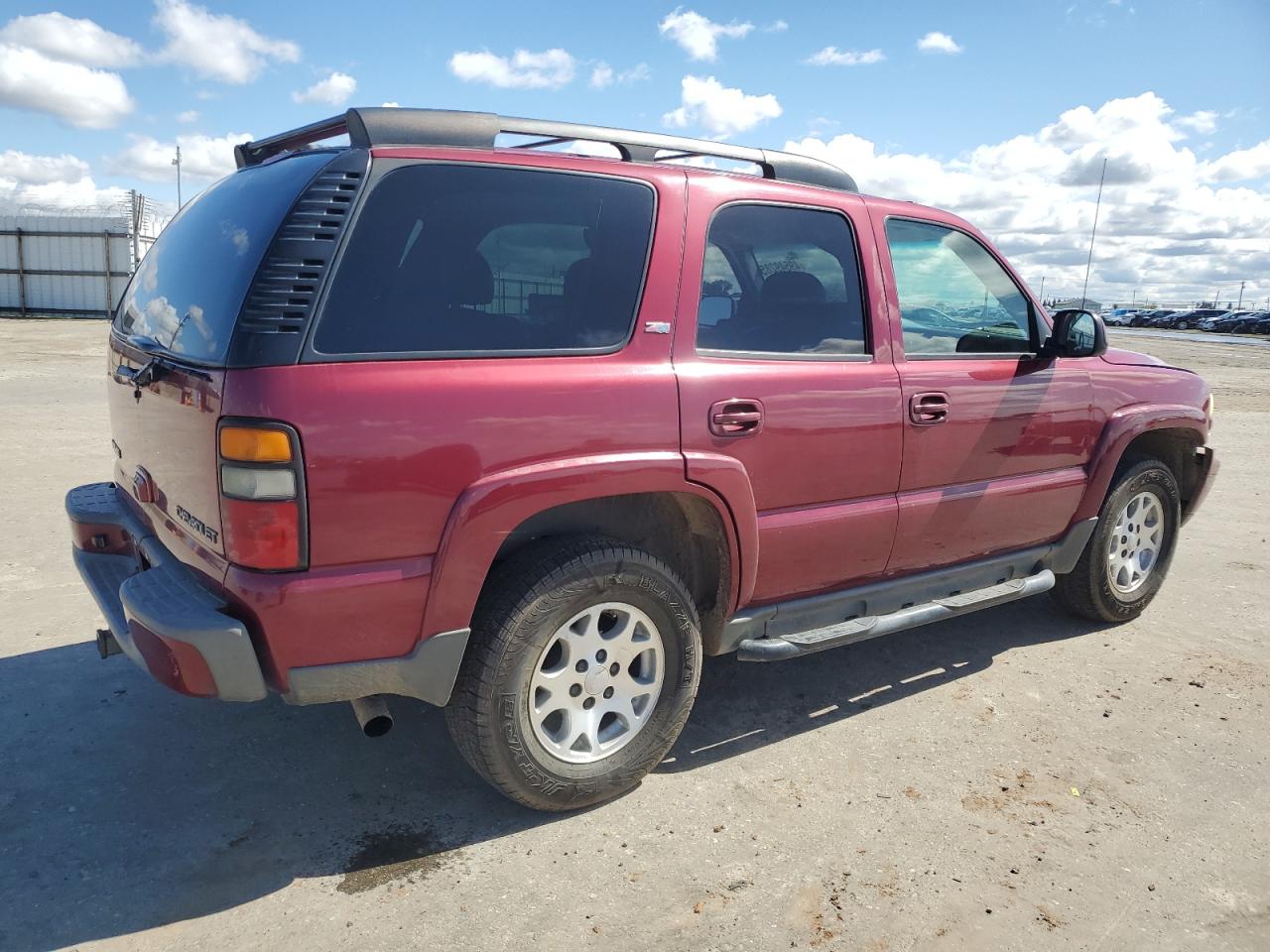 2005 Chevrolet Tahoe - Image 3