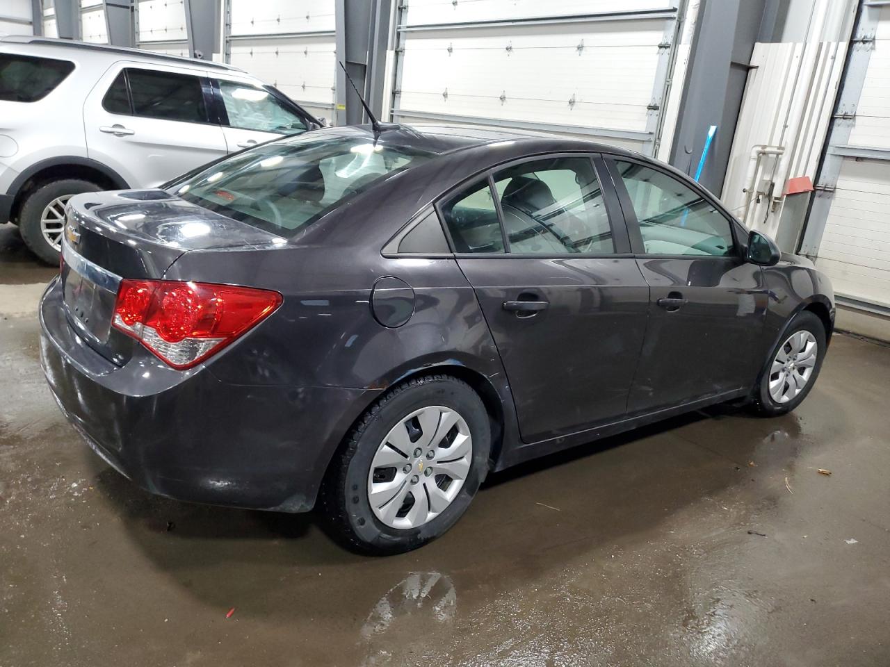 2014 Chevrolet Cruze - Image 3