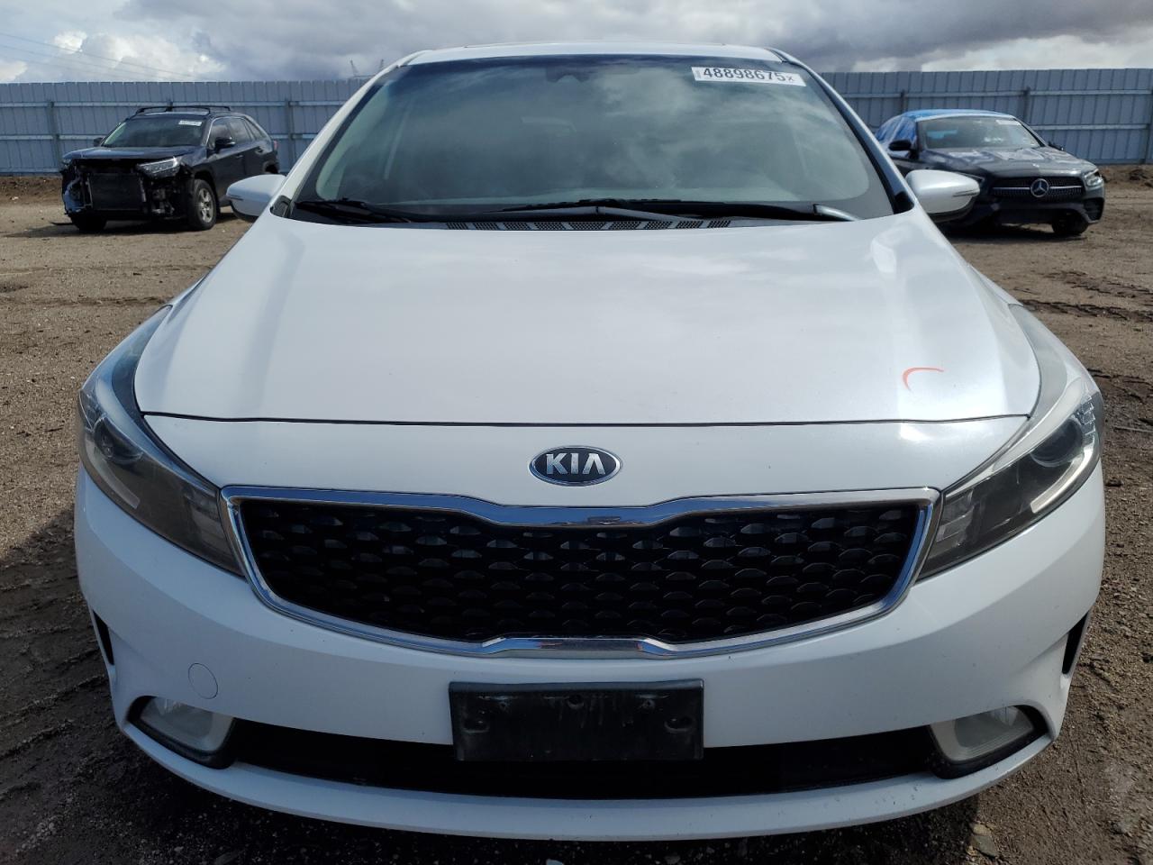 2017 Kia Forte - Image 5