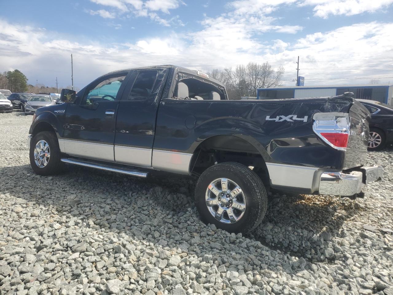 2013 Ford F-150 - Image 2