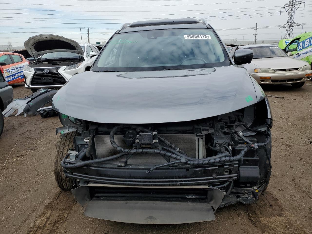 2018 Nissan Rogue - Image 5