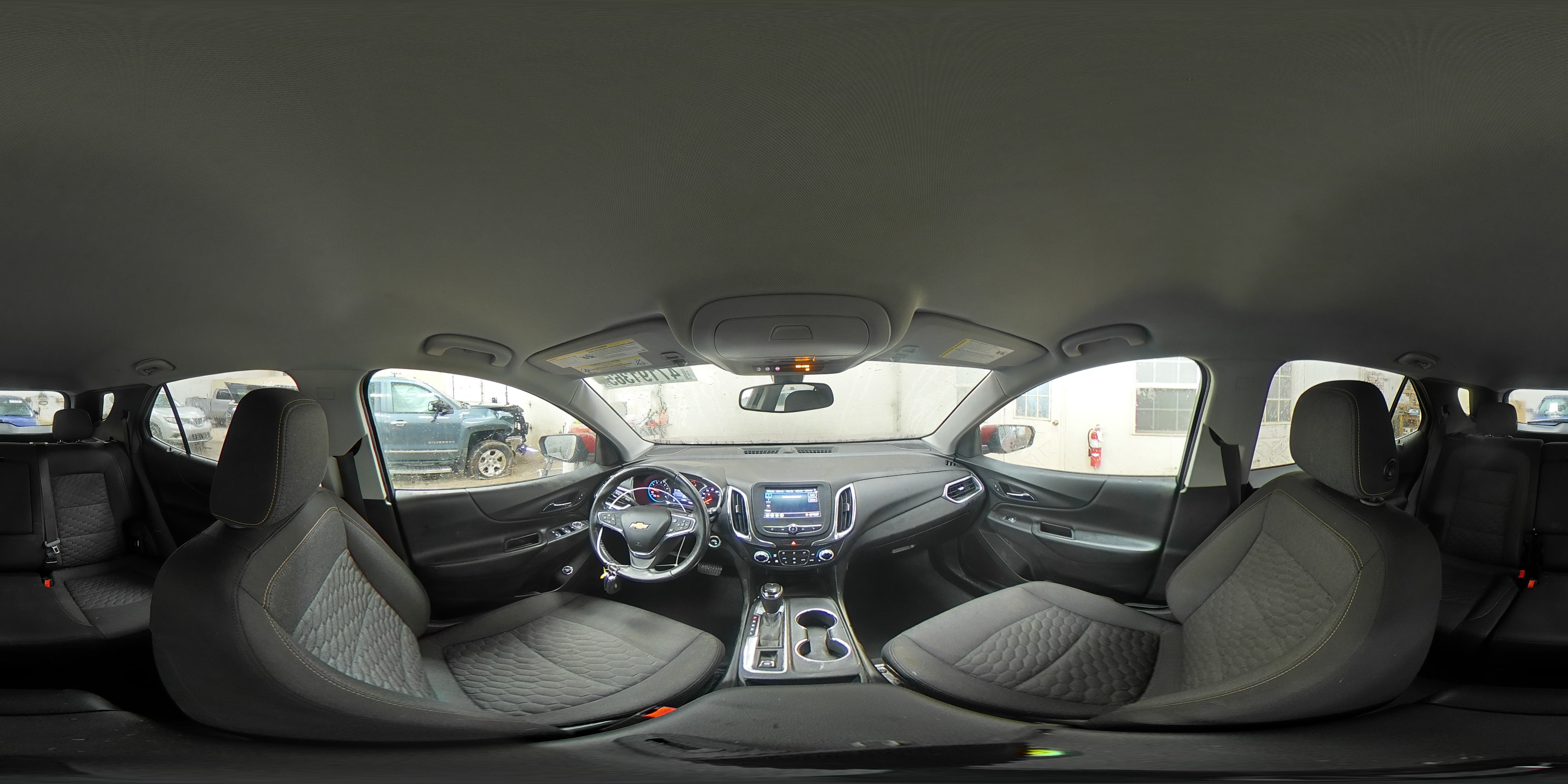 2019 Chevrolet Equinox - Image 16