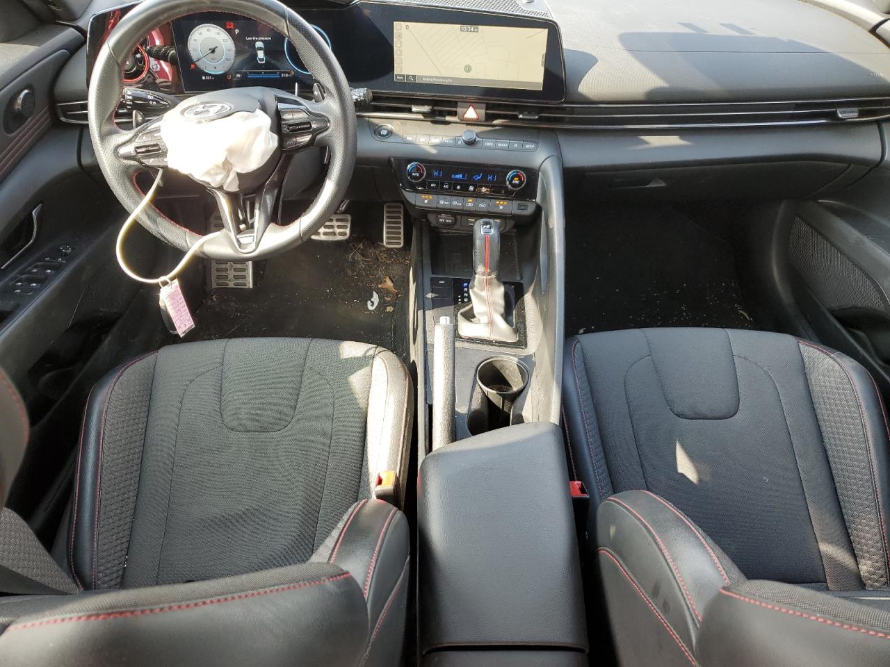 2023 Hyundai Elantra - Image 8