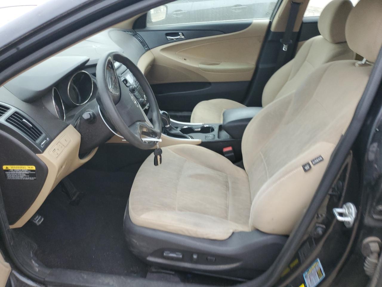 2013 Hyundai Sonata - Image 7