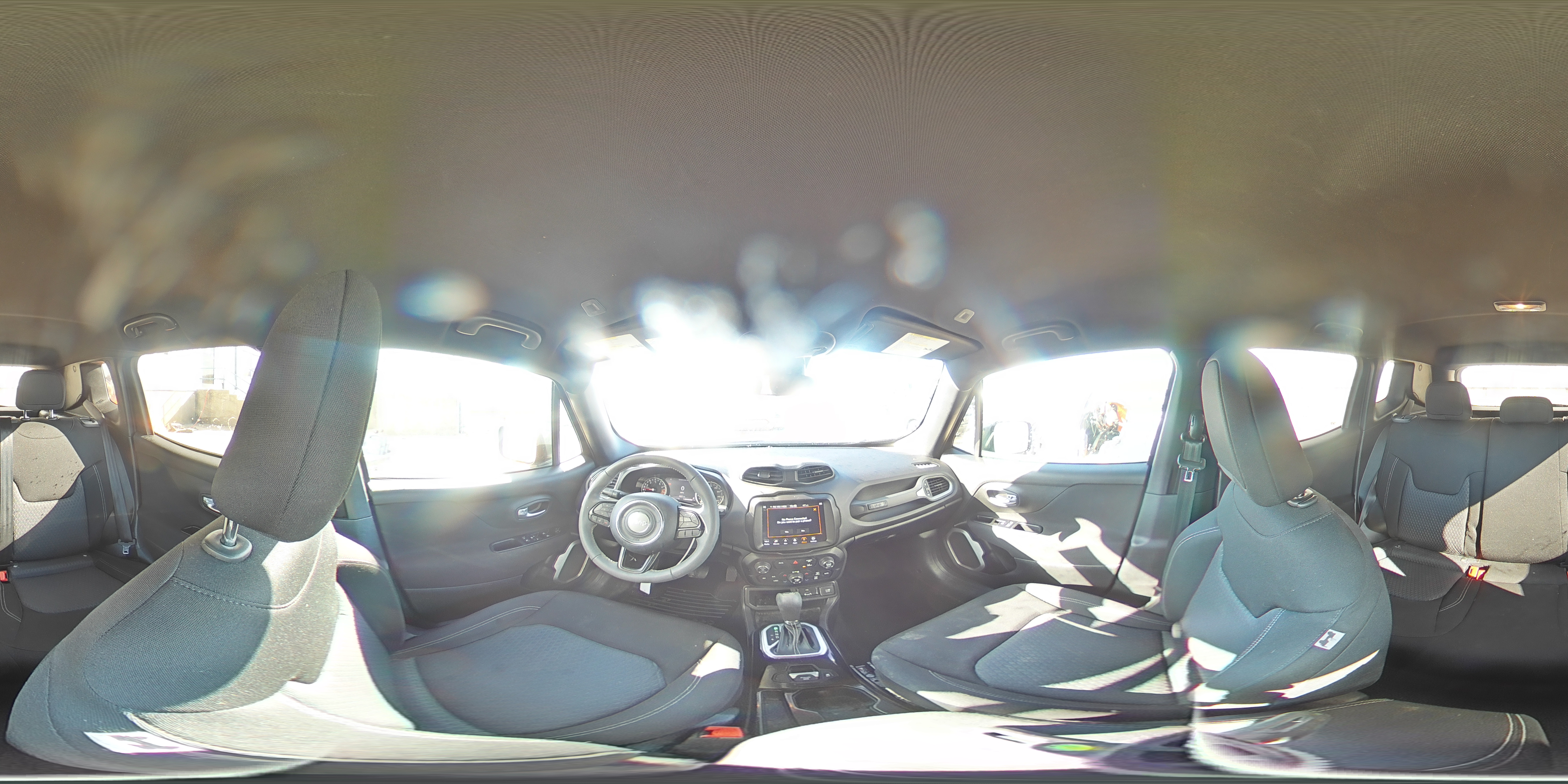 2021 Jeep Renegade - Image 15