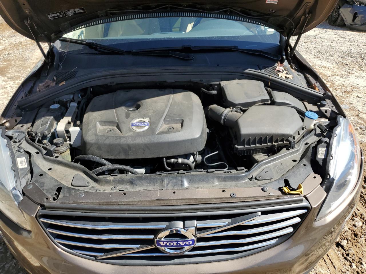 2015 Volvo XC60 - Image 13