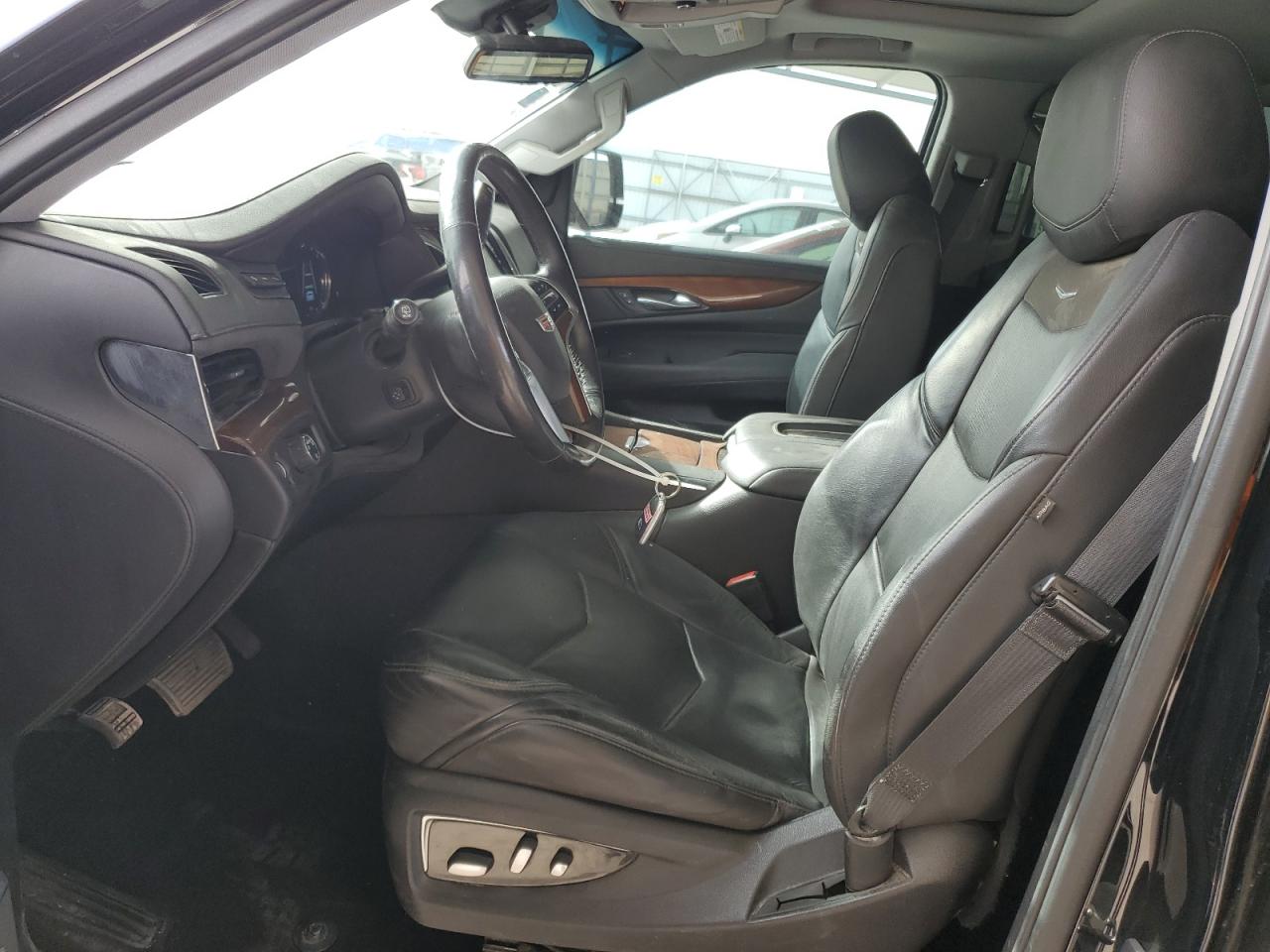 2019 Cadillac Escalade - Image 7