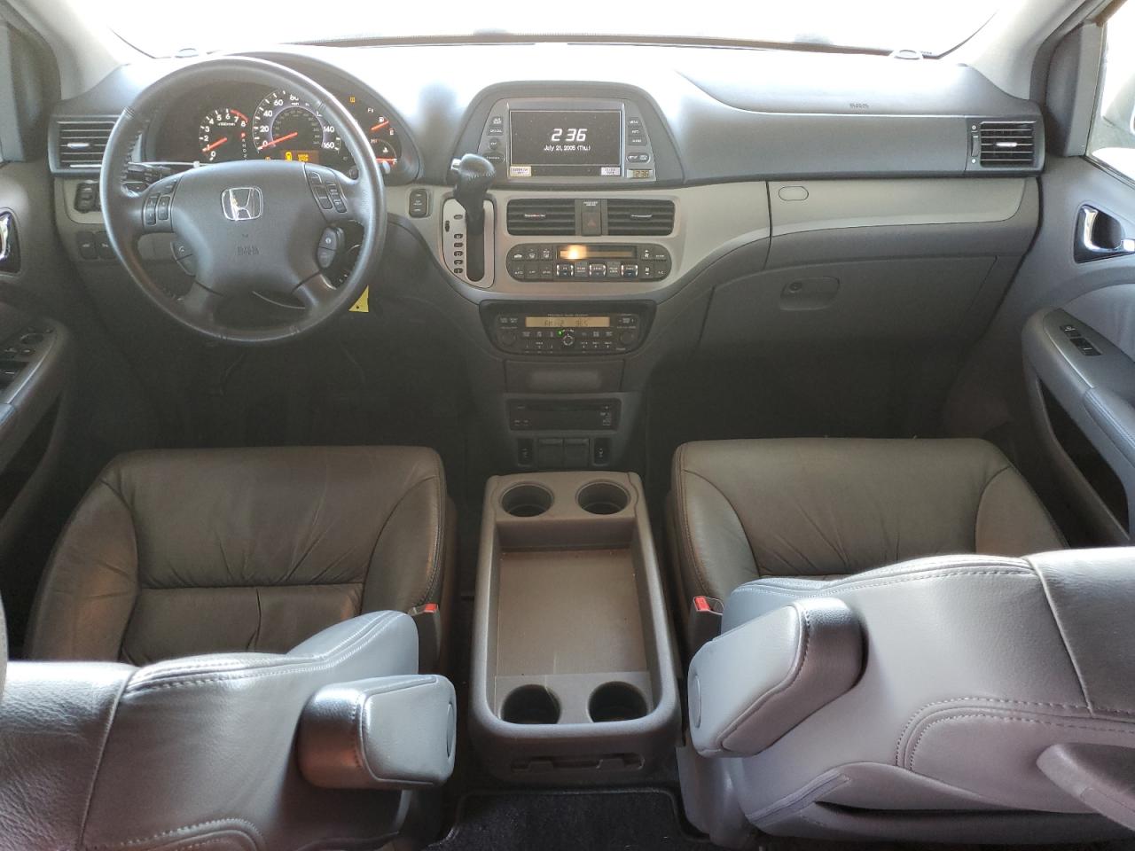 2009 Honda Odyssey - Image 8