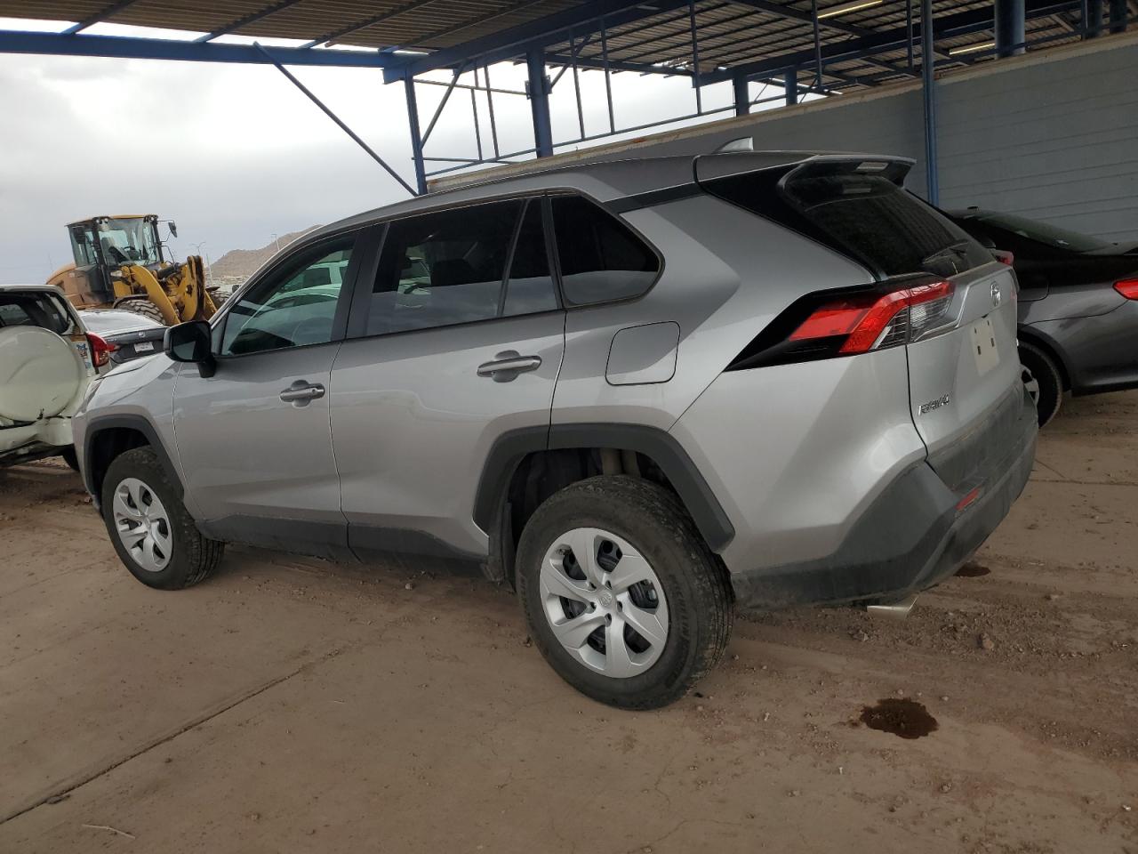 2024 Toyota RAV 4 - Image 2
