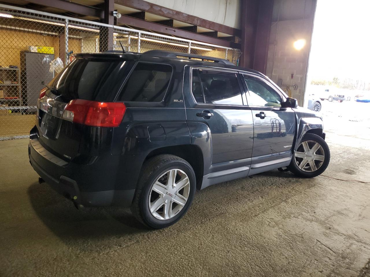 2011 GMC Terrain - Image 3