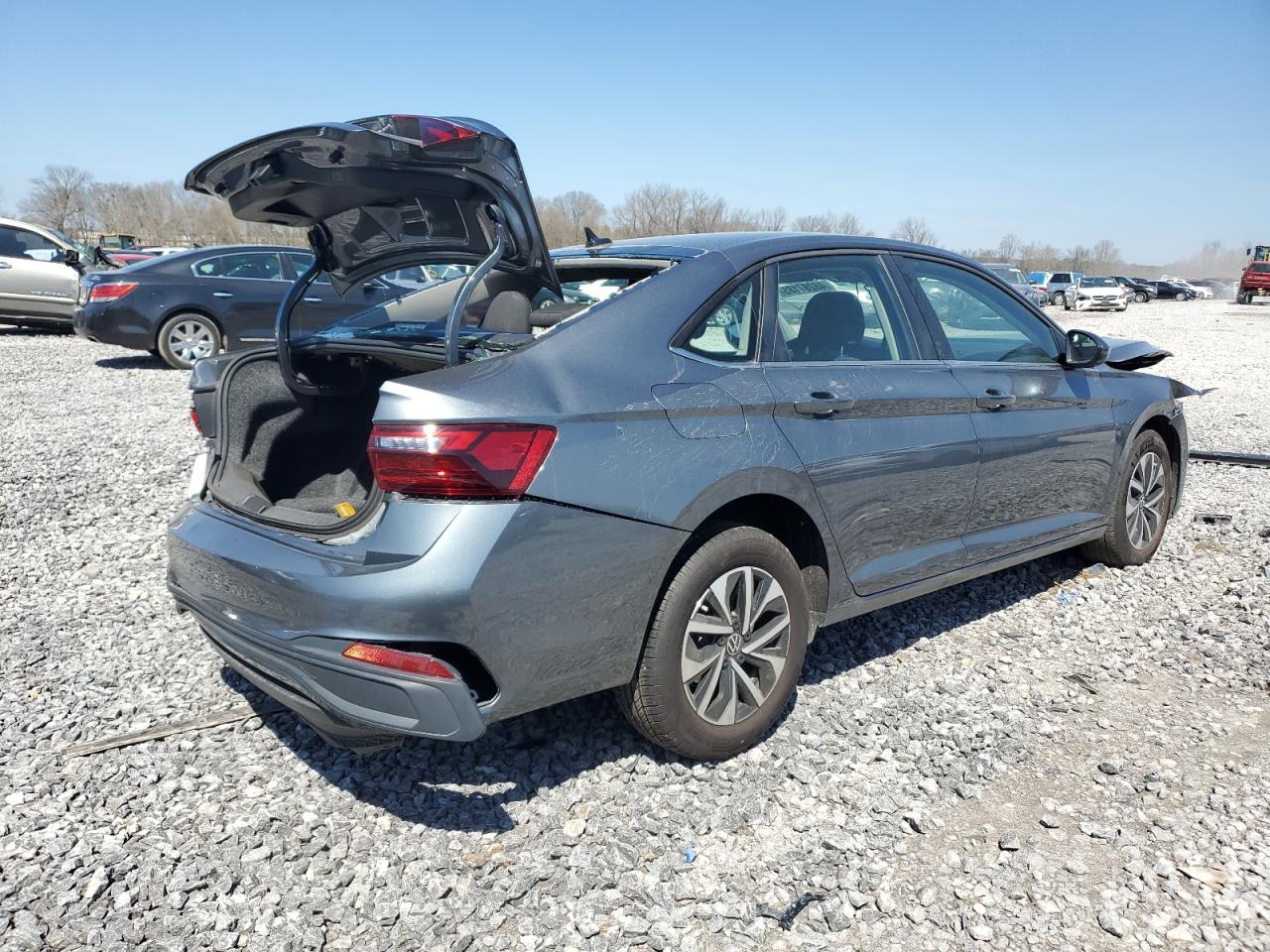 2024 Volkswagen Jetta - Image 3