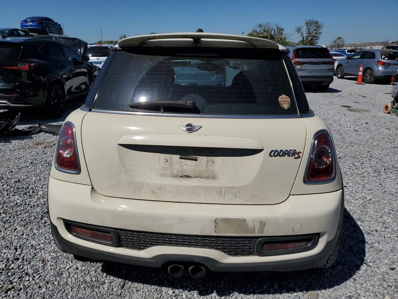 2011 MINI Cooper - Image 6