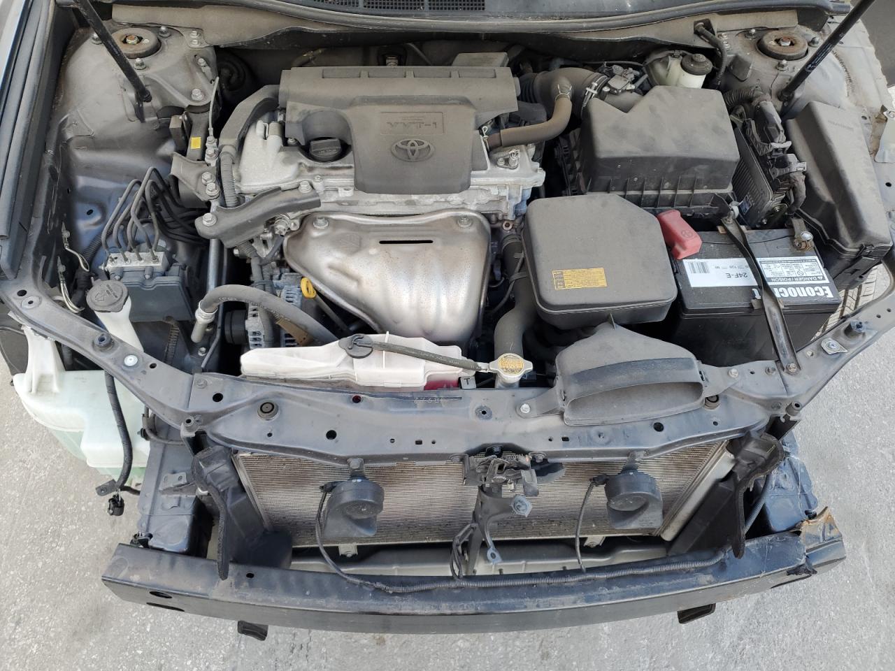 2012 Toyota Camry - Image 11