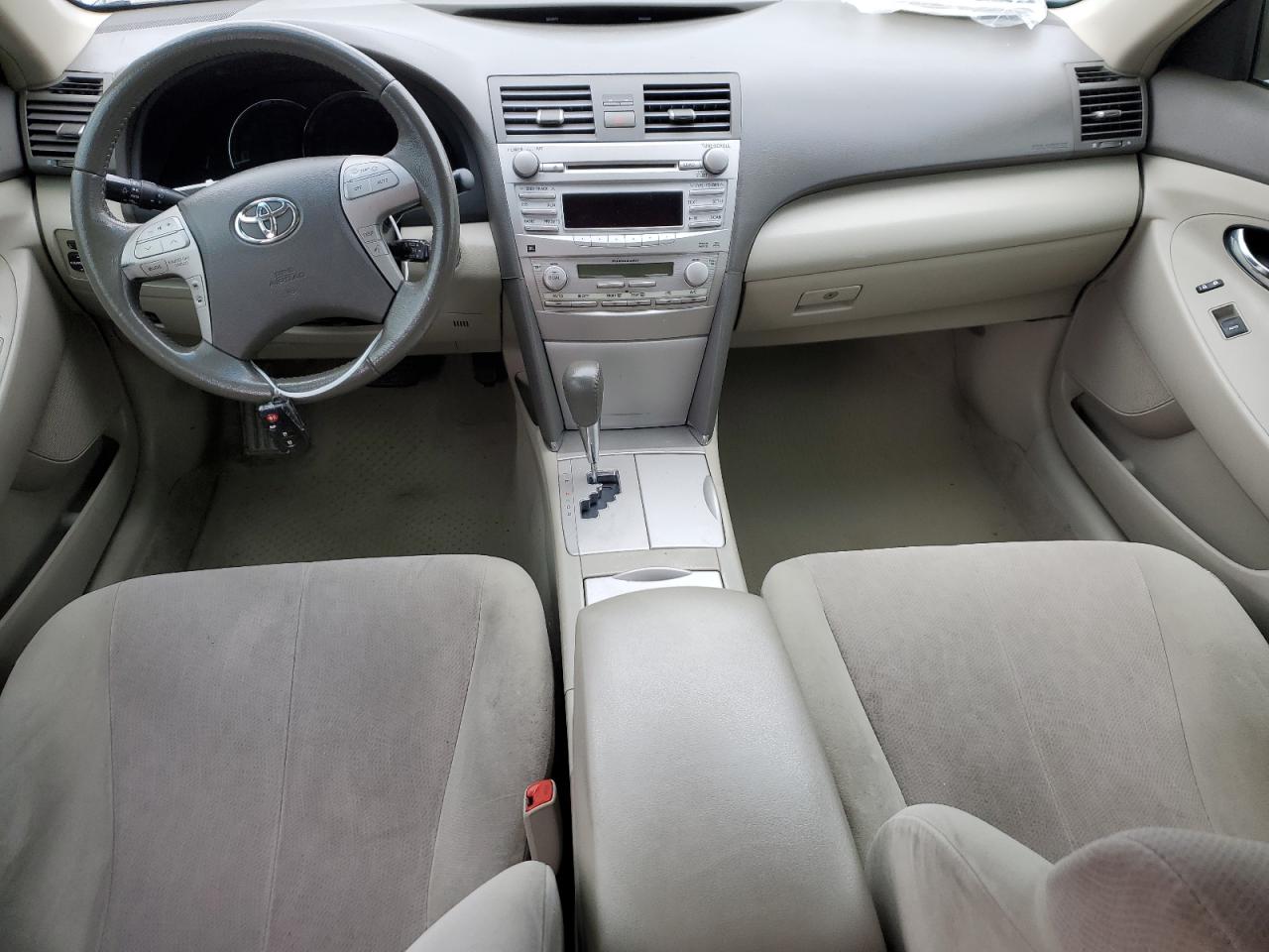 2011 Toyota Camry - Image 8