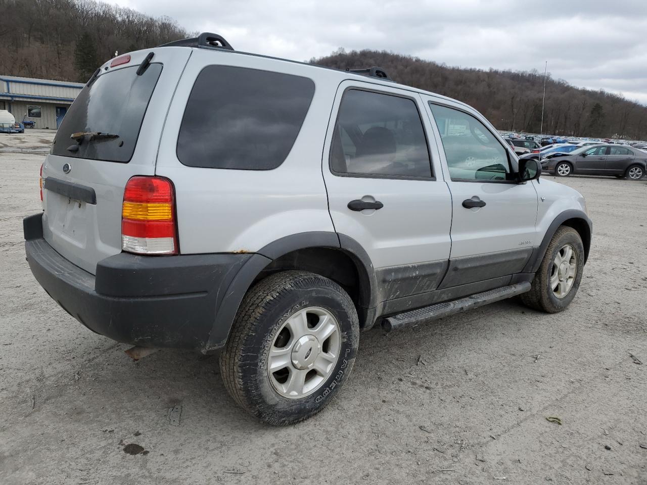 2002 Ford Escape - Image 3