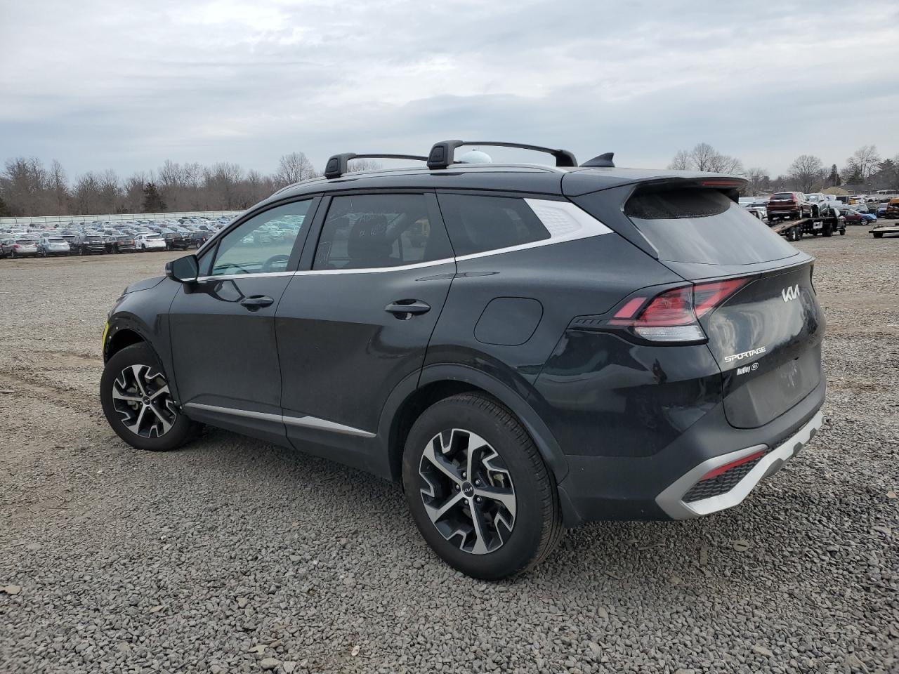 2024 Kia Sportage - Image 2