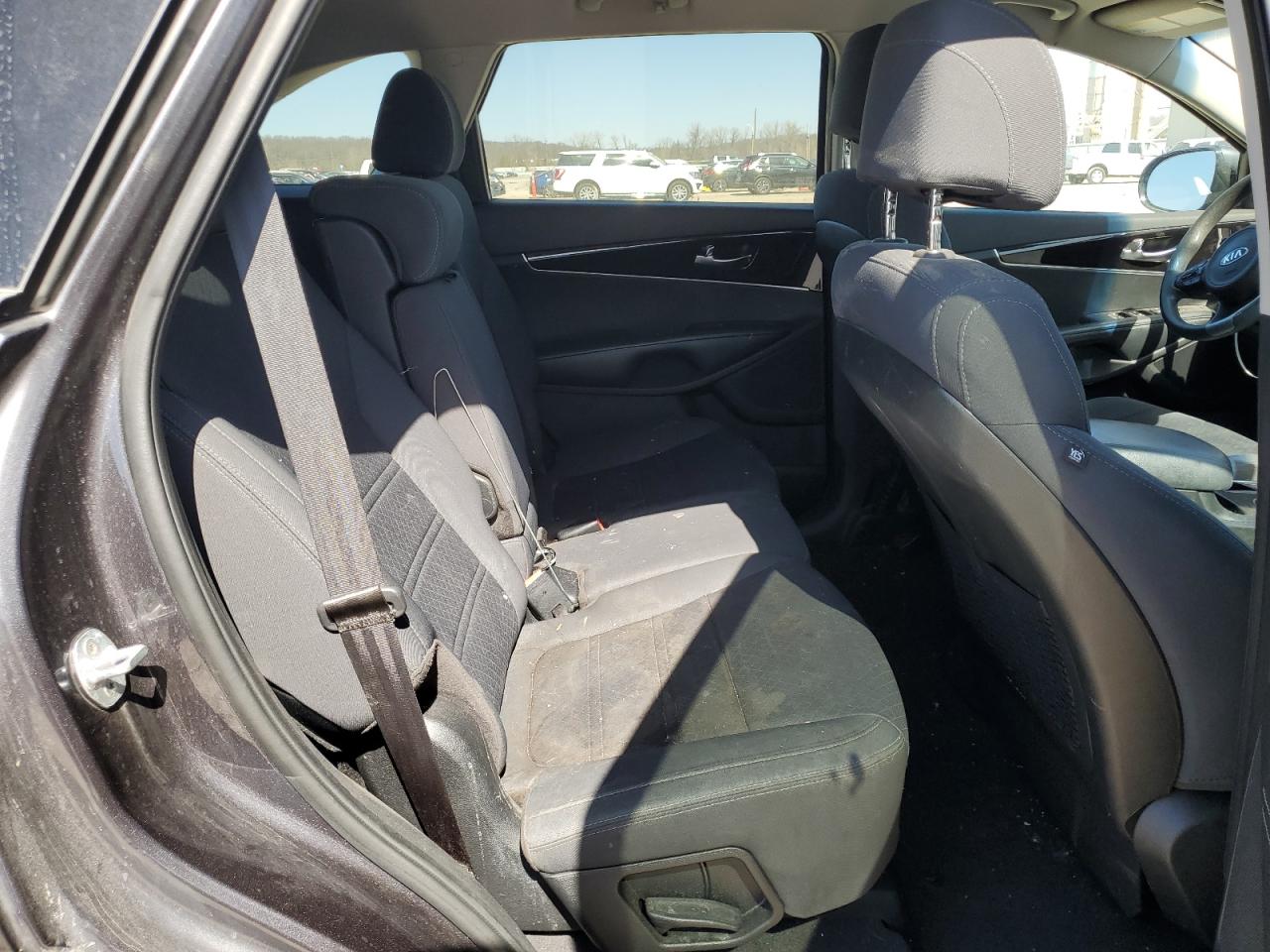 2017 Kia Sorento - Image 11