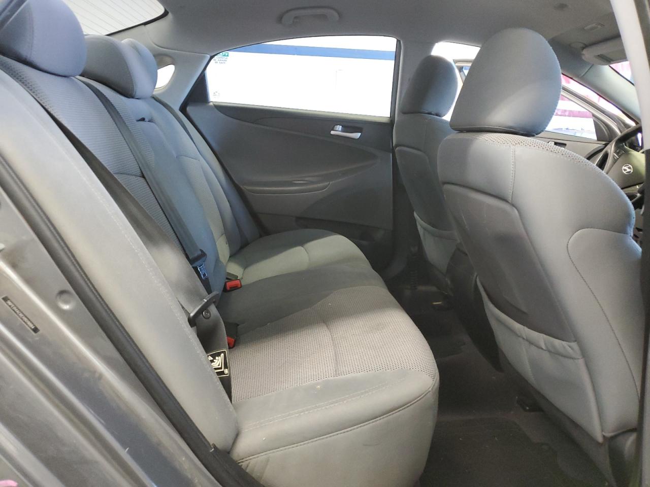 2014 Hyundai Sonata - Image 10