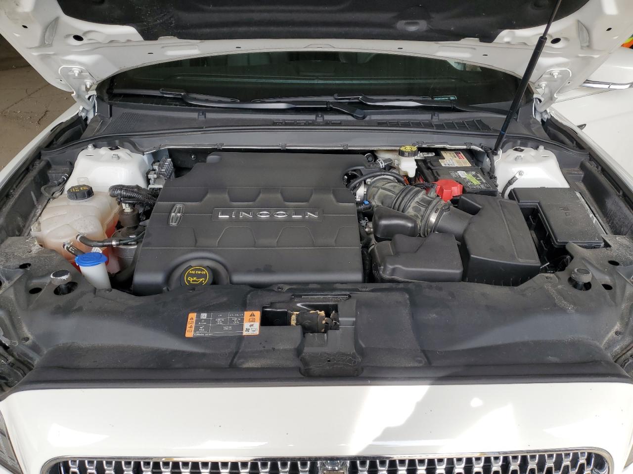 2020 Lincoln Continental - Image 11