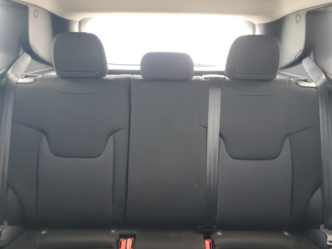 2020 Jeep Renegade - Image 10