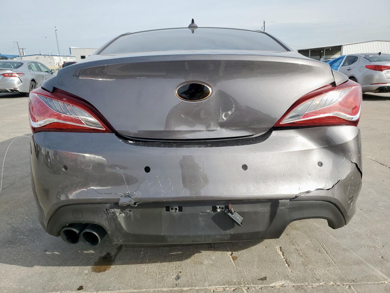 2013 Hyundai Genesis - Image 6