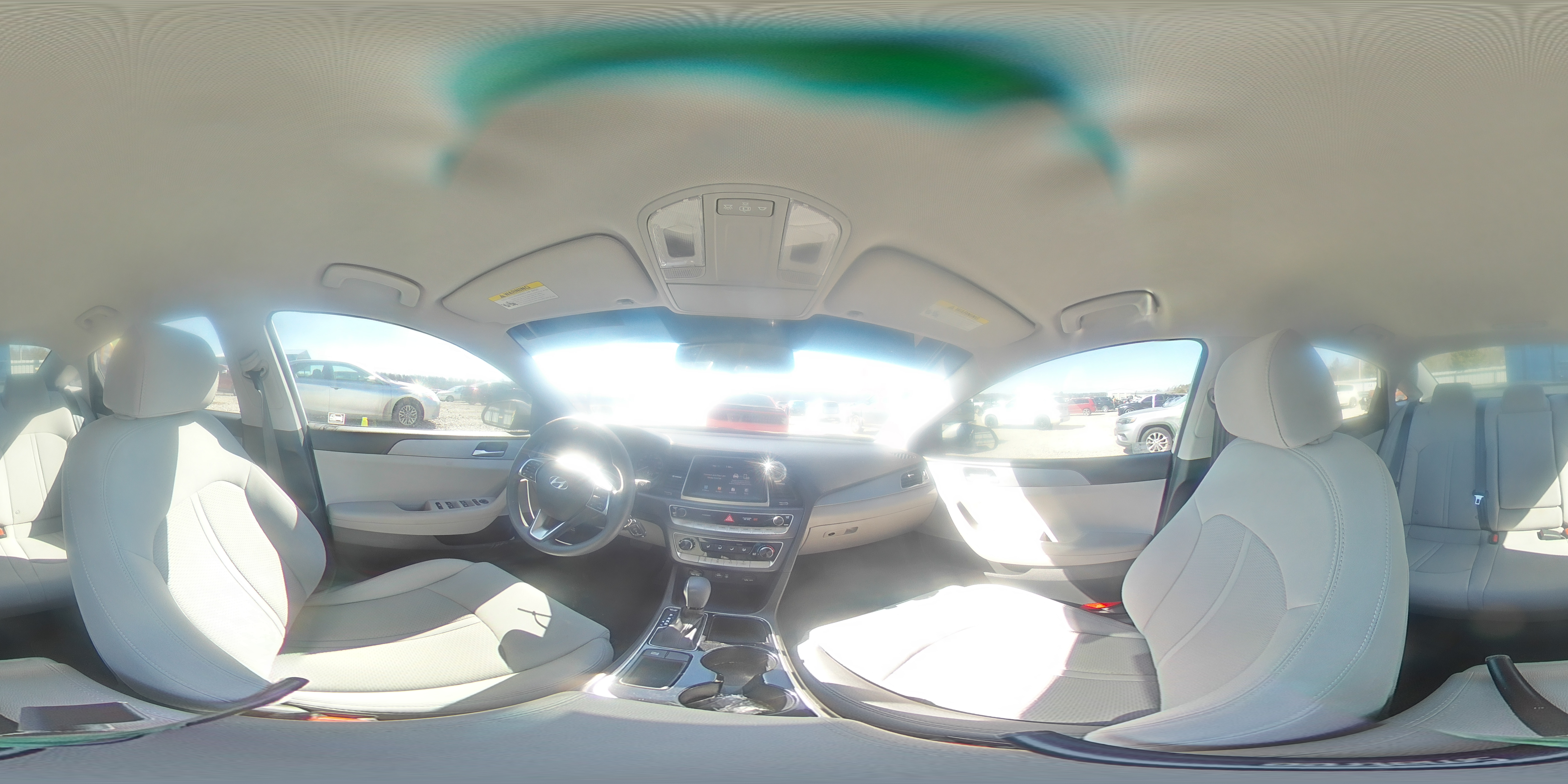 2018 Hyundai Sonata - Image 13