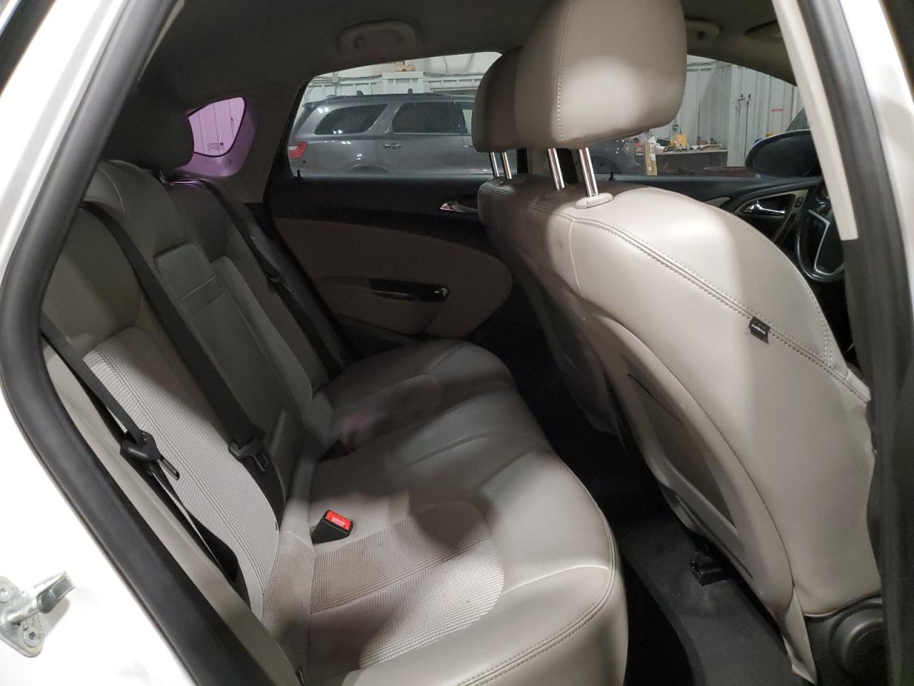 2014 Buick Verano - Image 10