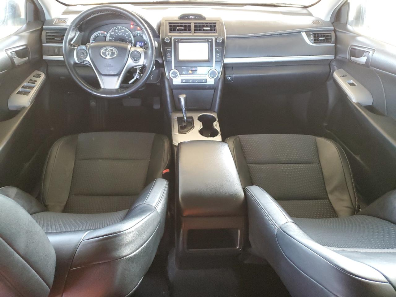 2013 Toyota Camry - Image 8