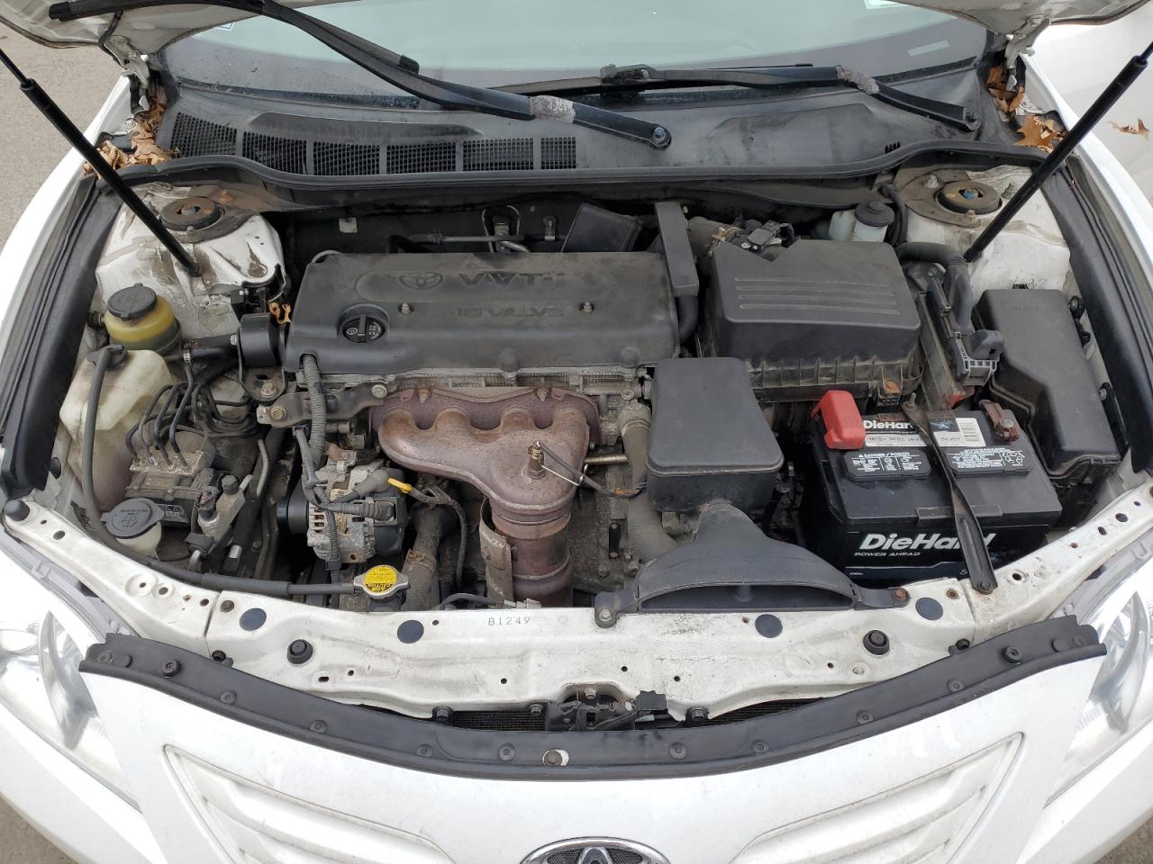 2009 Toyota Camry - Image 12