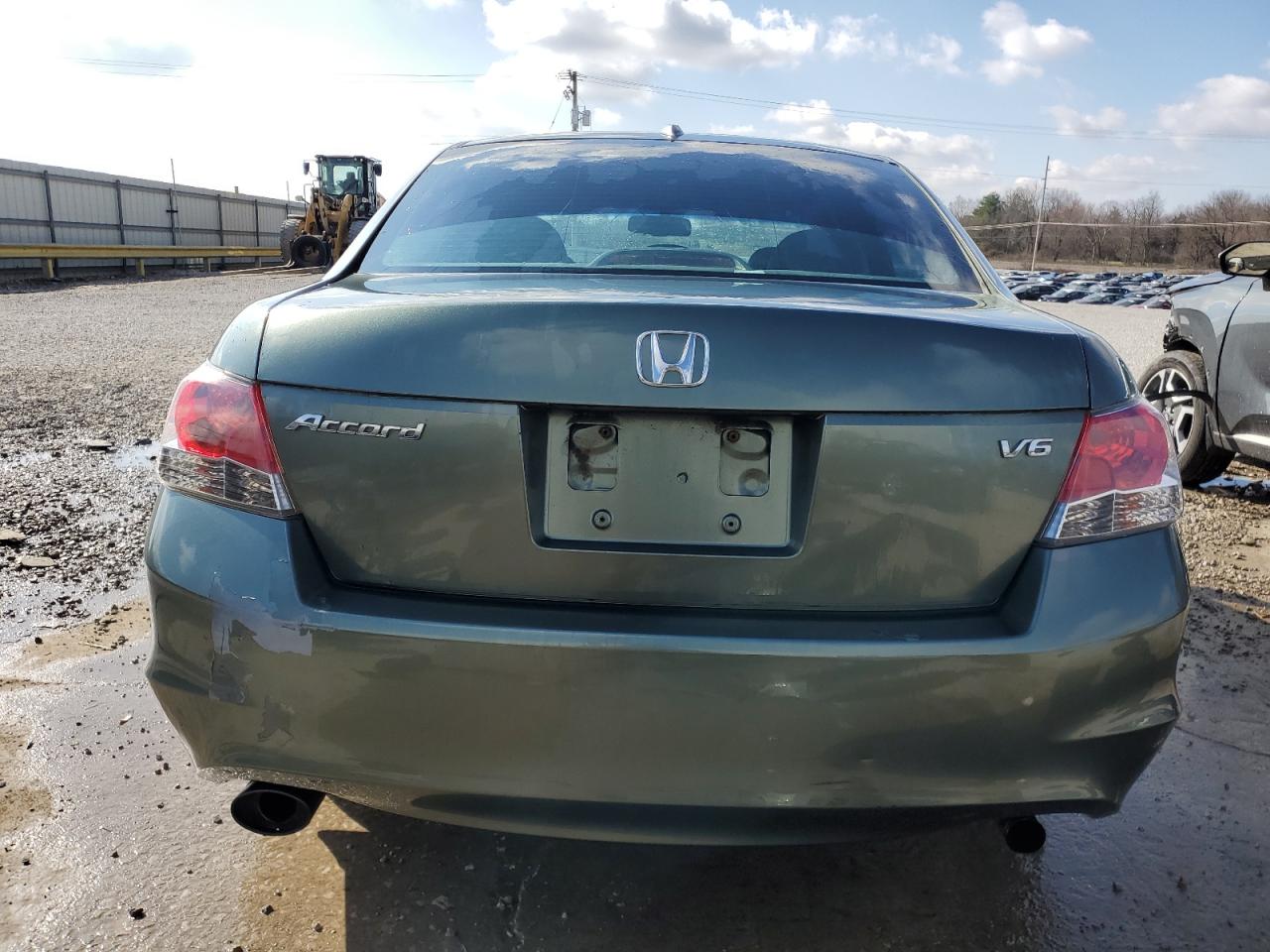 2009 Honda Accord - Image 6