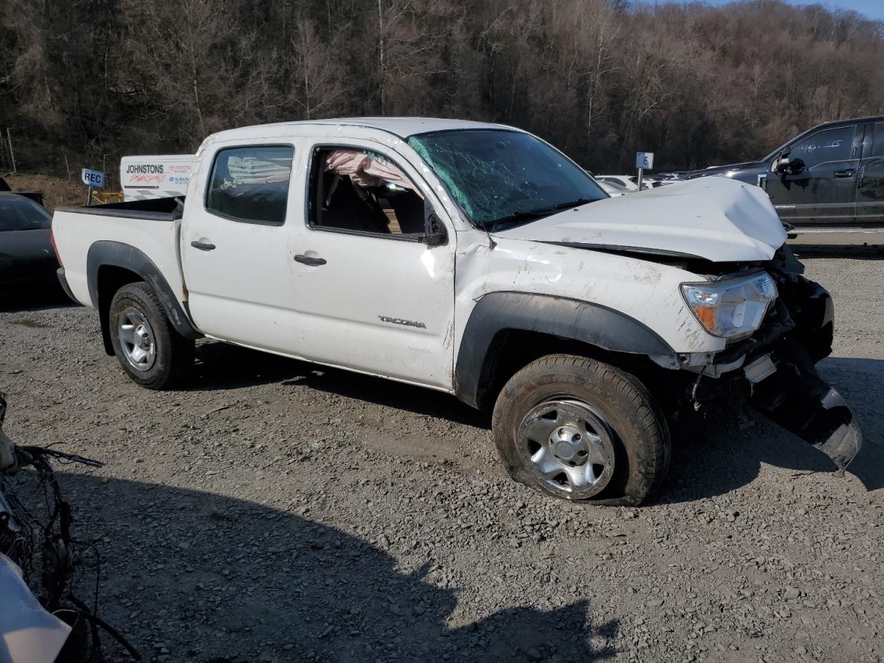 2014 Toyota Tacoma - Image 4