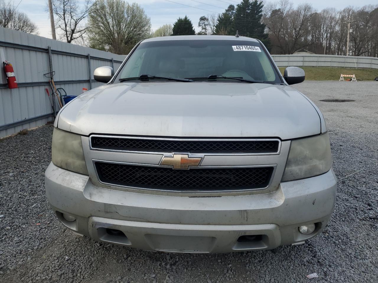 2010 Chevrolet Tahoe - Image 5