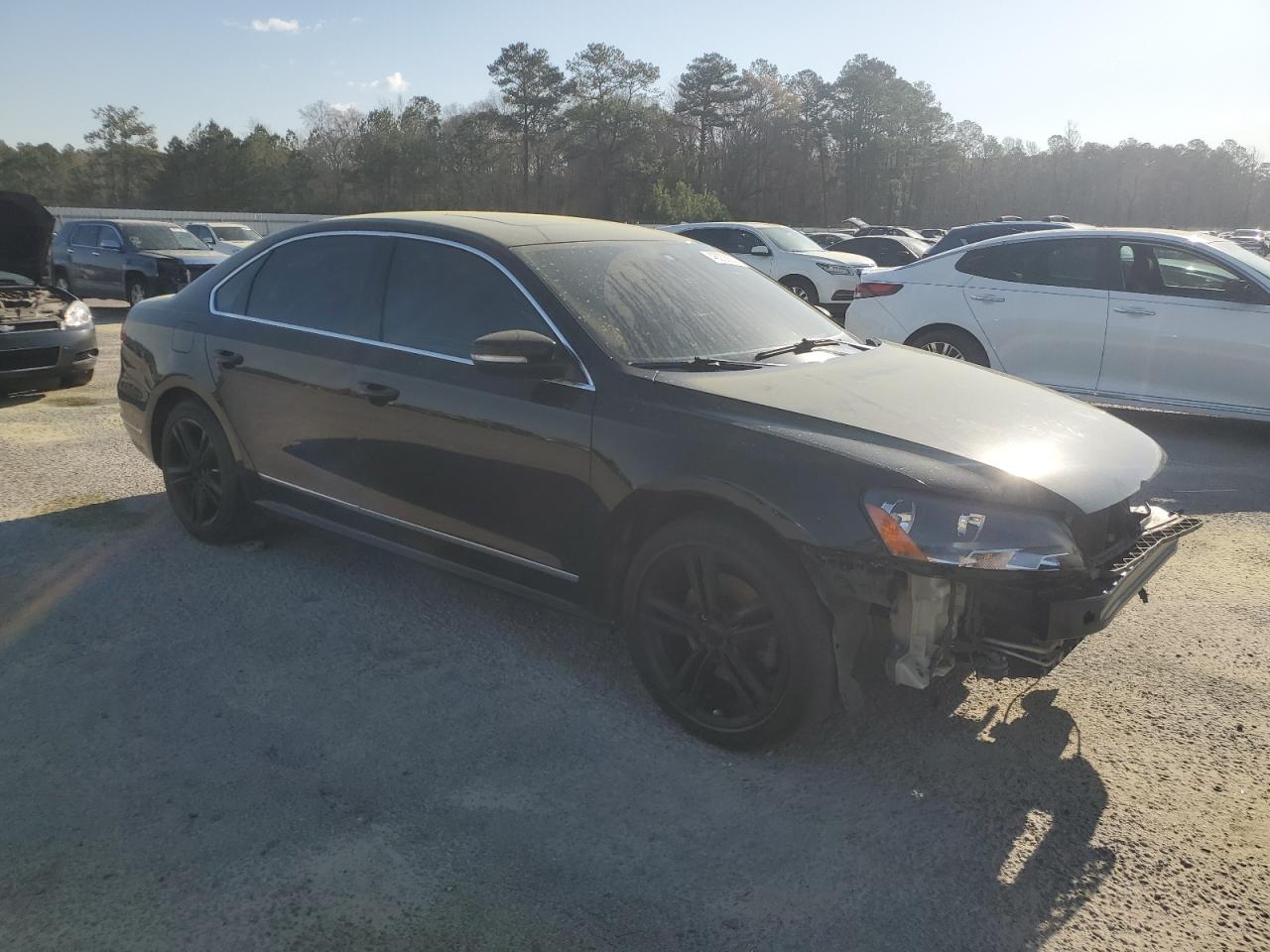 2014 Volkswagen Passat - Image 4